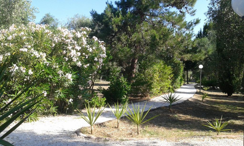 Casa Masseria Le Ville Peschici Exterior photo